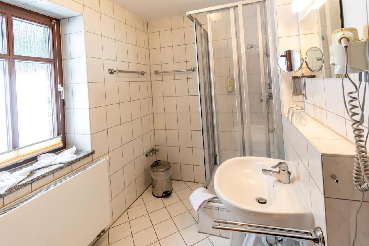 Hotel Und Berggasthof Spiessberghaus Friedrichroda Dış mekan fotoğraf