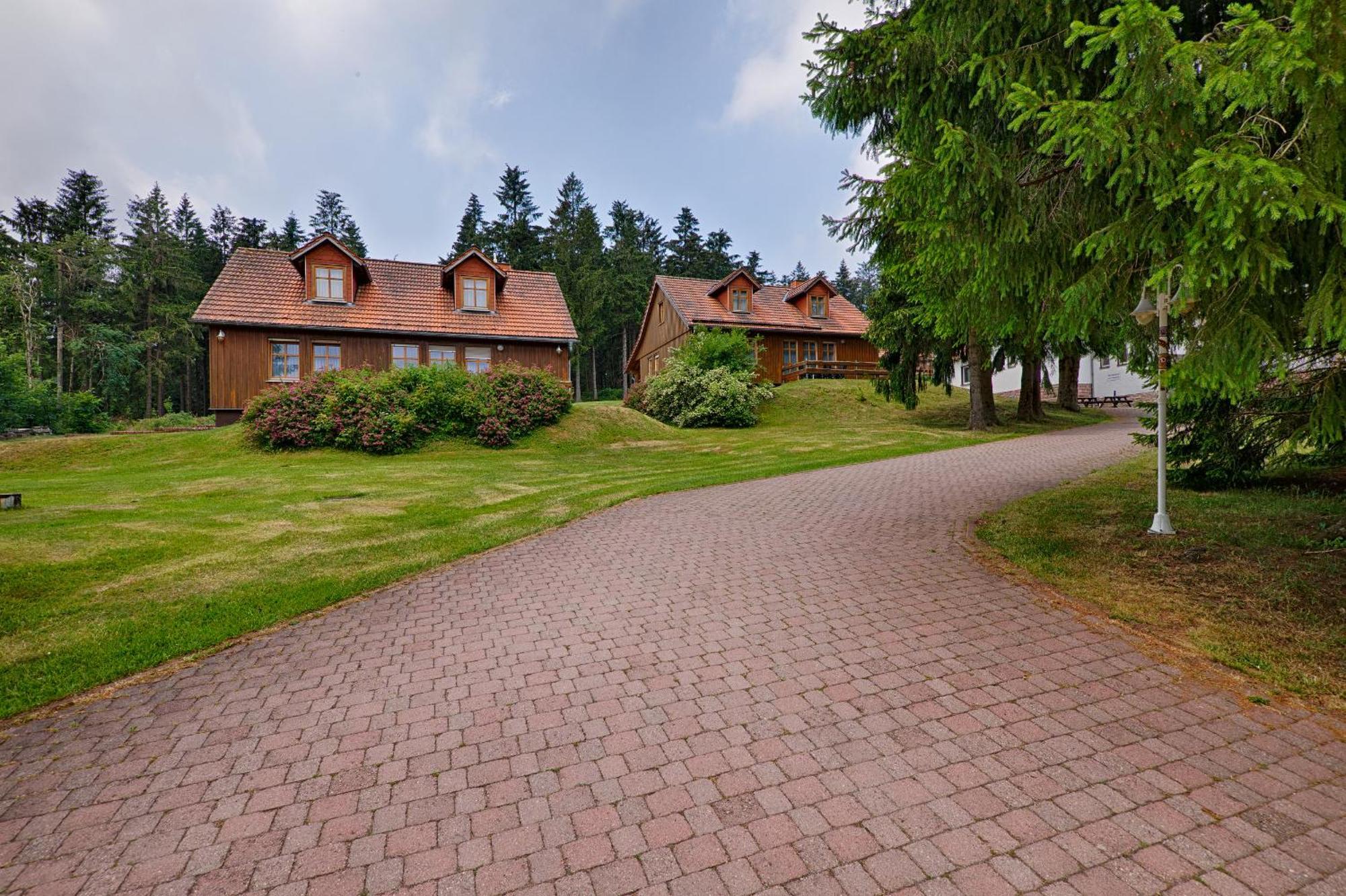 Hotel Und Berggasthof Spiessberghaus Friedrichroda Dış mekan fotoğraf