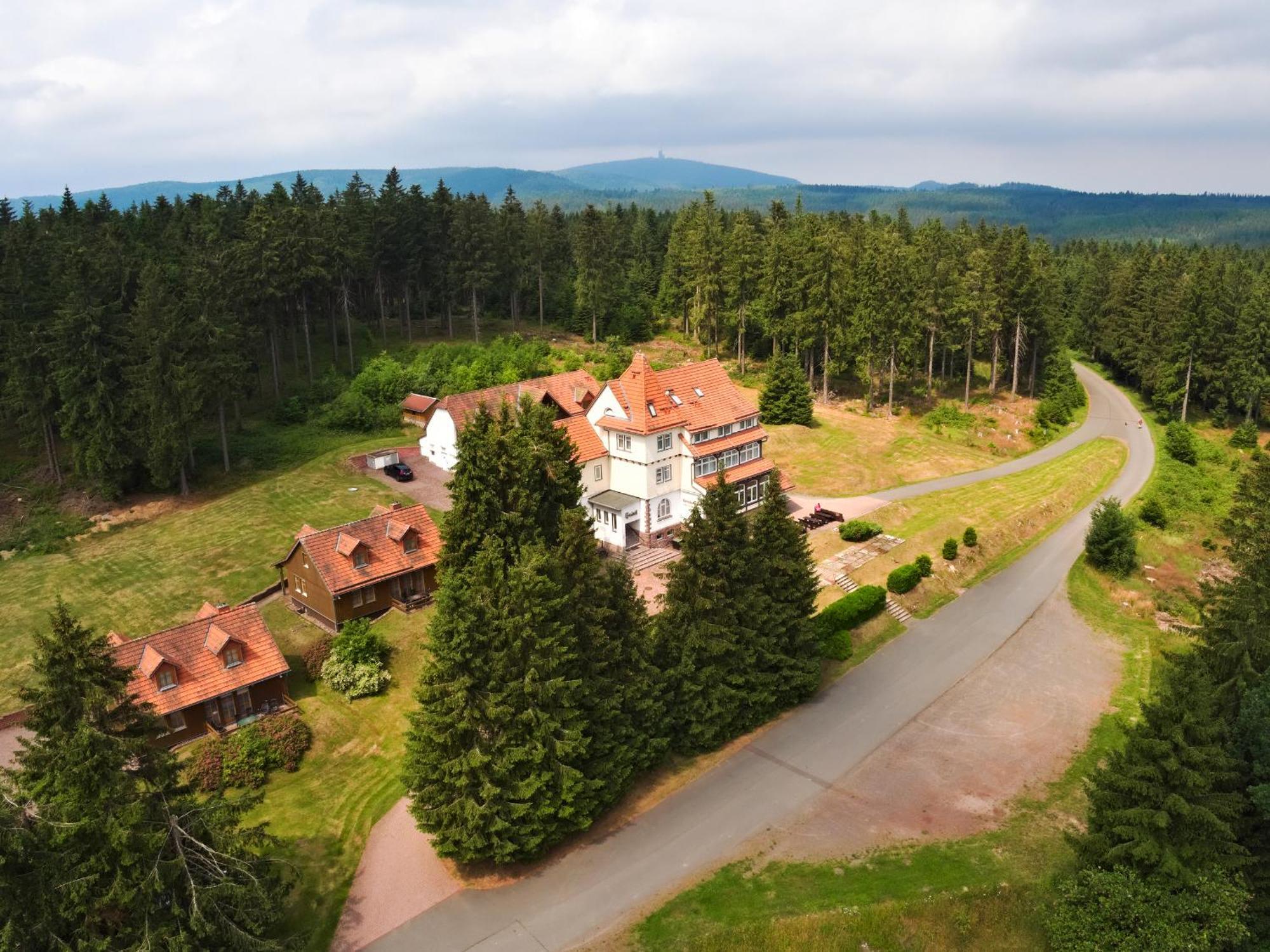Hotel Und Berggasthof Spiessberghaus Friedrichroda Dış mekan fotoğraf